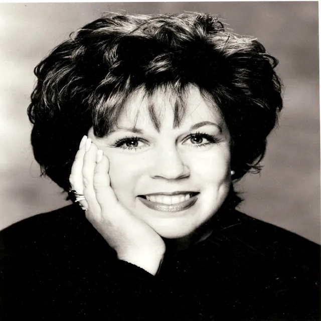 Vicki Lawrence