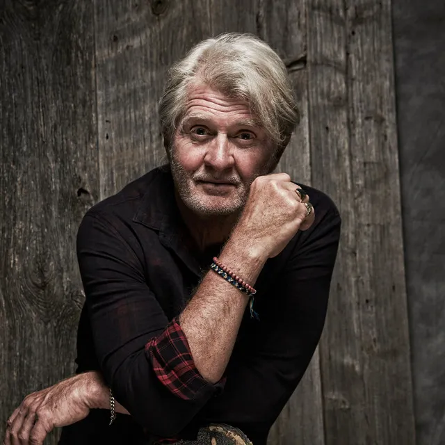 Tom Cochrane