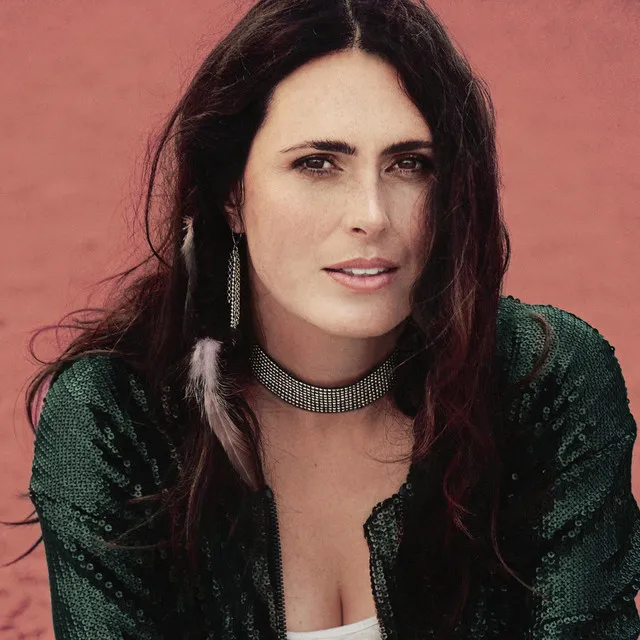 Sharon Den Adel