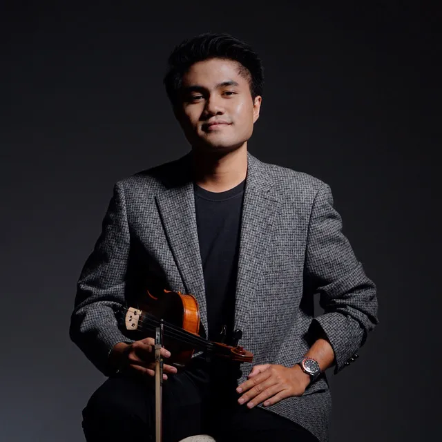 Fakhri Violin