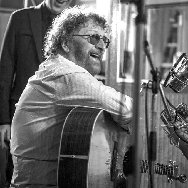 Chas Hodges