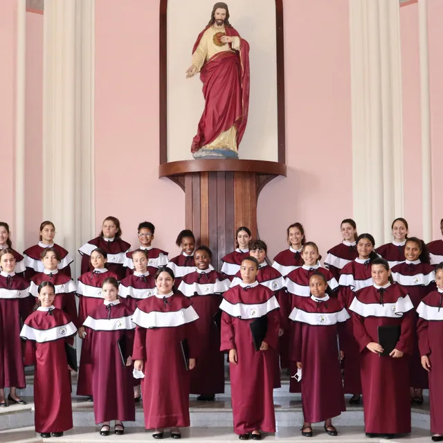 Coral das Meninas dos Canarinhos de Petrópolis