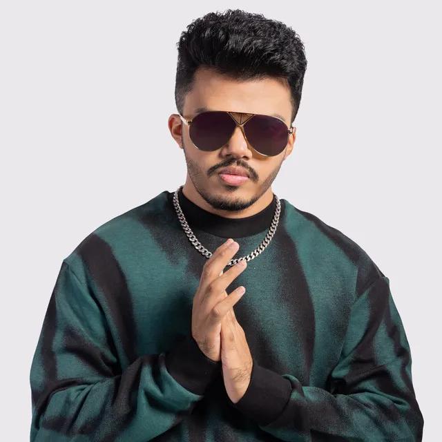 DJ Hardik