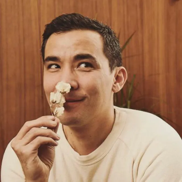 Conrad Ricamora