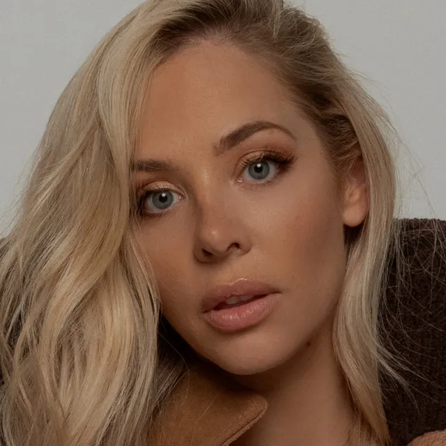 MacKenzie Porter