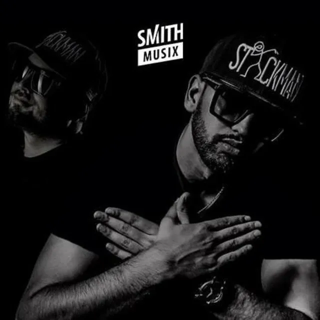 SMiTHMUSiX