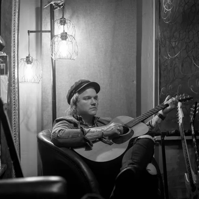 Aaron Gillespie