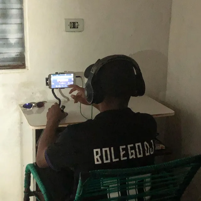 DJ BOLEGO