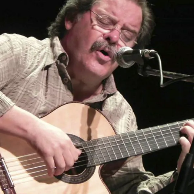 Carlos Benavides