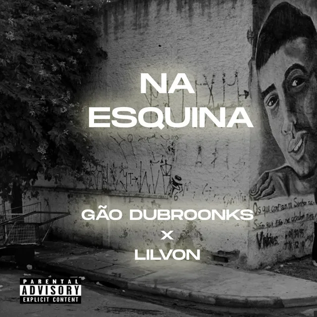 Na Esquina