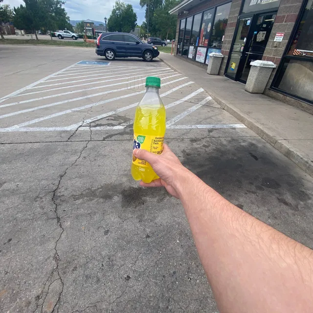 PINEAPPLE FANTA