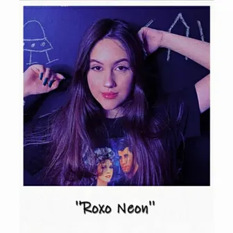 Roxo Neon by Matozza