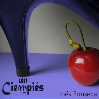 Un Ciempiés by Inés Fonseca