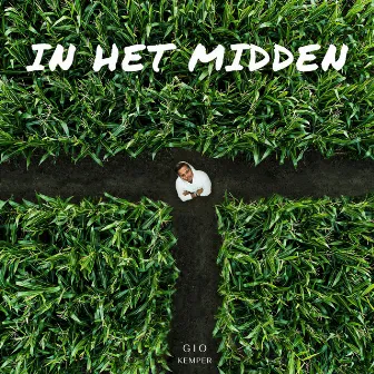 In Het Midden by Gio Kemper