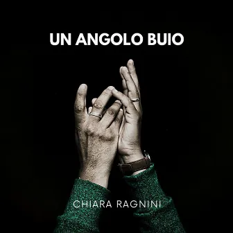 Un angolo buio by Chiara Ragnini