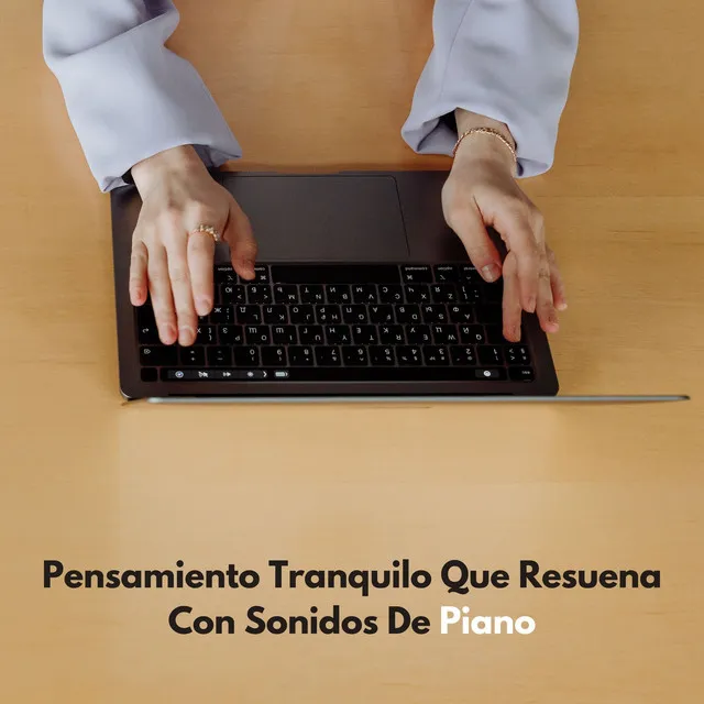 Pensamiento Tranquilo Que Resuena Con Sonidos De Piano