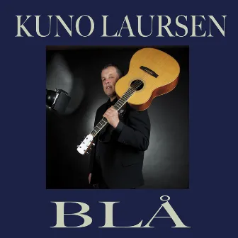 Blå by Kuno Laursen