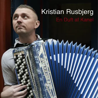 En Duft af Kanel by Kristian Rusbjerg