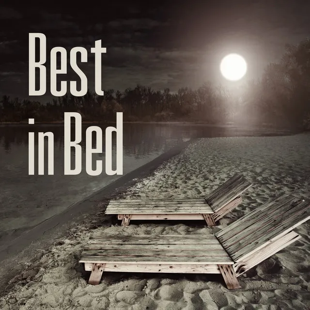 Best in Bed - Dreamy Dreams, Time for Bedtime Stories, Soft Pillow, Downy Warm Blanket, Moon and Stars