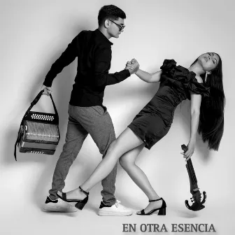 EN OTRA ESENCIA (Instrumental Versions) by Yoelys Camargo