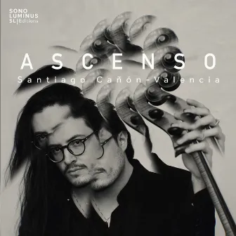 Ascenso by Santiago Cañón-Valencia