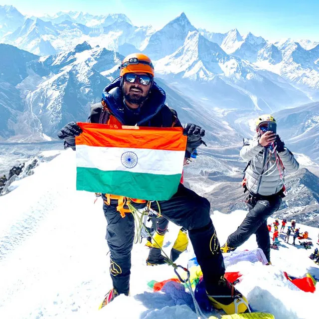 Ashish Singh Mount Everest Summitter