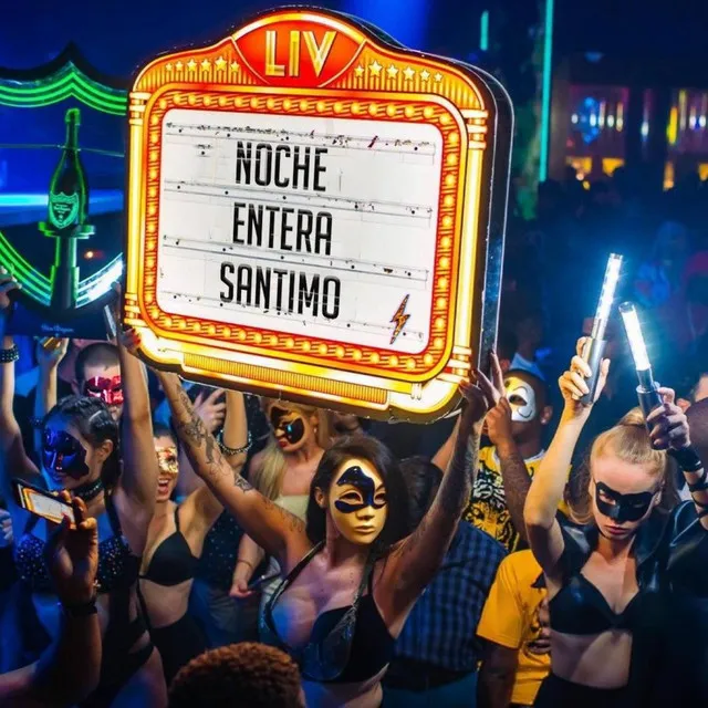 NOCHE ENTERA