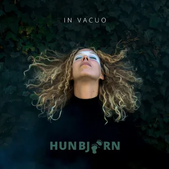 In Vacuo by HunBjørn