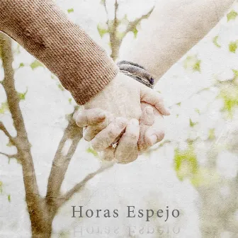 Horas Espejo by Royé Campero