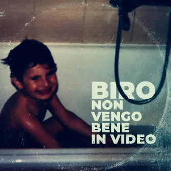 Non Vengo Bene In Video by Biro