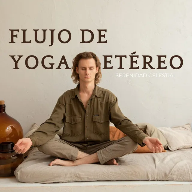 Flujo De Yoga Etéreo: Serenidad Celestial