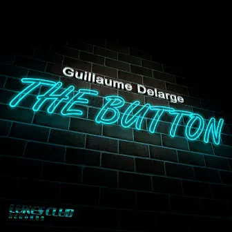 The Button by Guillaume Delarge