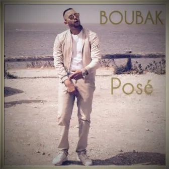 Posé by Boubak