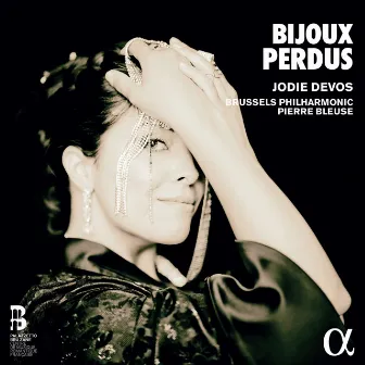 Bijoux perdus by Pierre Bleuse