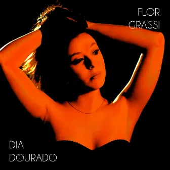 Dia Dourado by Flor Grassi