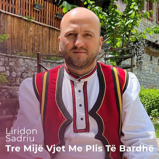 Tre mijë vjet me plis të bardhë