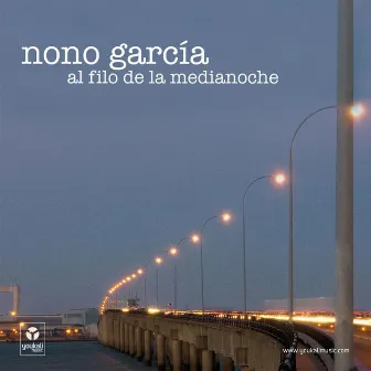 Al Filo De La Medianoche by Nono García