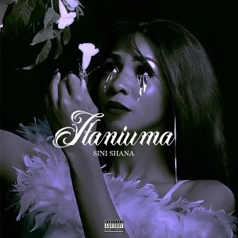 Itaniuma by Sini Shana