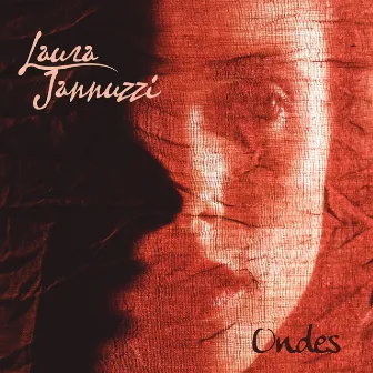 Ondes by Laura Jannuzzi