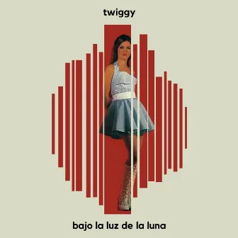 Bajo la Luz de la Luna by Twiggy