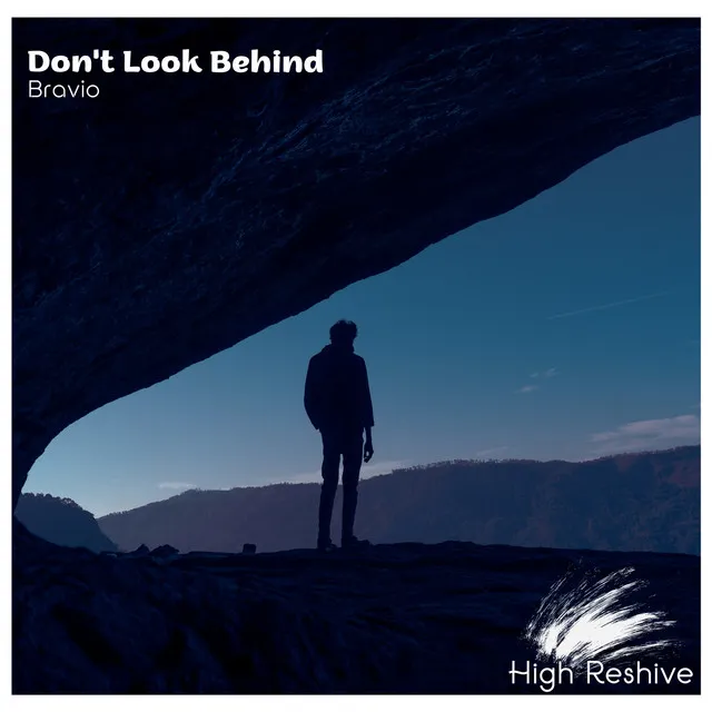 Don't Look Behind - Radio Edit