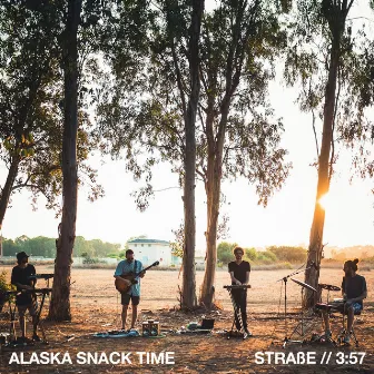 Straße by Alaska Snack Time