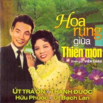 Hoa Rụng Giữa Thiền Môn by Út Trà Ôn