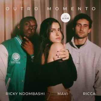 Outro Momento by Ricca