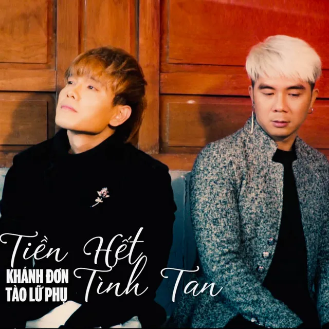 Tiền Hết Tình Tan