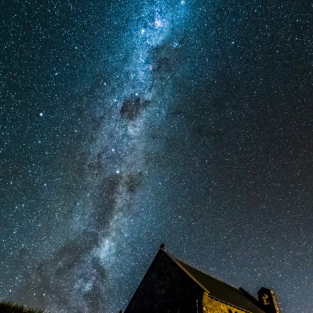 NOITE ESTRELADA