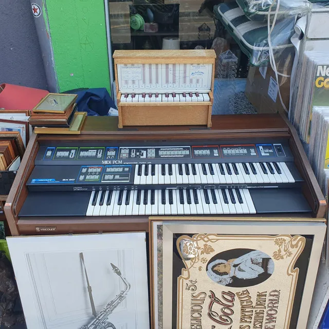 Paris Street Piano