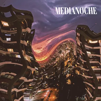 Medianoche by Noumad