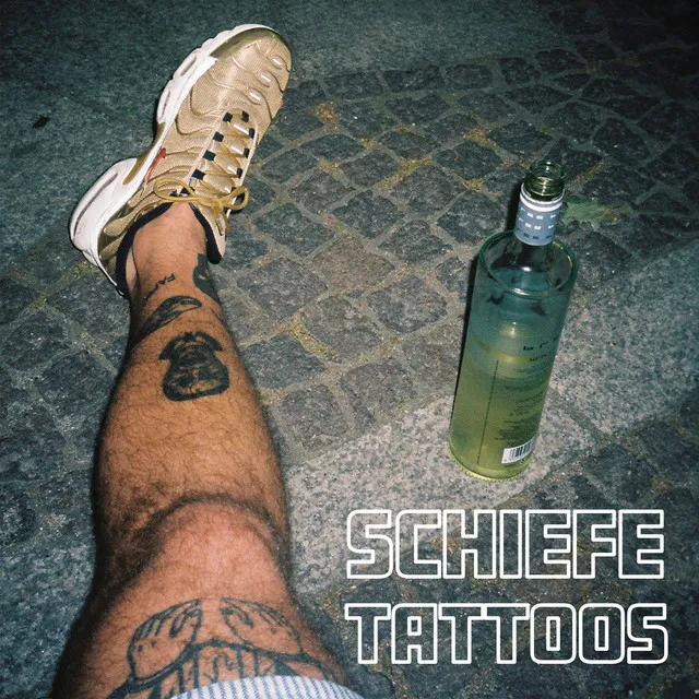 Schiefe Tattoos