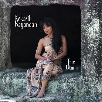 Kekasih Bayangan by Trie Utami